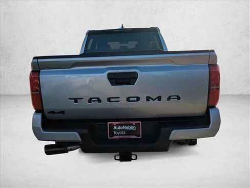 Used 2025 Toyota Tacoma SR5 AWD/4WD image 8