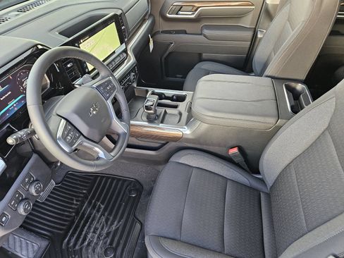 New 2026 Chevrolet Silverado 1500 RST w/ Z71 Off-Road Package AWD/4WD image 15
