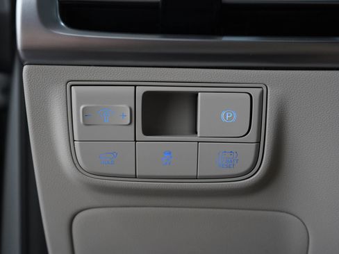 Used 2025 Hyundai Tucson Blue AWD/4WD image 28