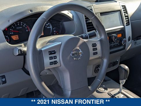 Used 2021 Nissan Frontier SV w/ Midnight Edition Floor Mats AWD/4WD image 21
