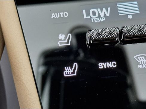 New 2026 Porsche Cayenne AWD/4WD image 23