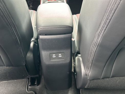 New 2026 Nissan Kicks SR w/ SR Premium Package image 19