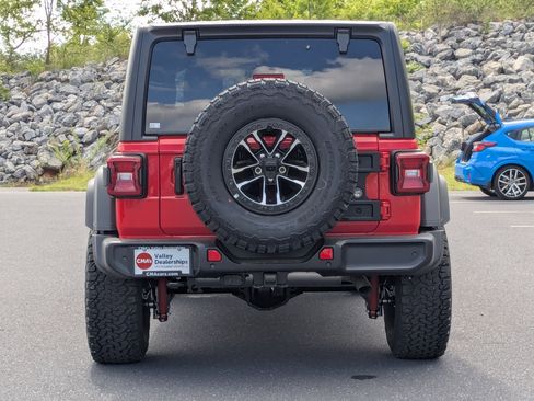 New 2025 Jeep Wrangler Unlimited Sport image 6