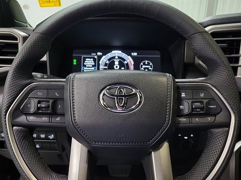 Used 2025 Toyota Tundra Limited image 19