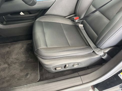Used 2025 Chevrolet Equinox EV LT w/ Convenience Package FWD image 20