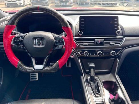 Used 2019 Honda Accord Sport image 12