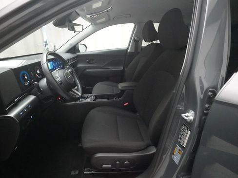 Used 2025 Hyundai Kona SEL AWD/4WD image 7