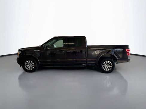 Used 2018 Ford F150 XLT w/ Equipment Group 302A Luxury AWD/4WD image 8