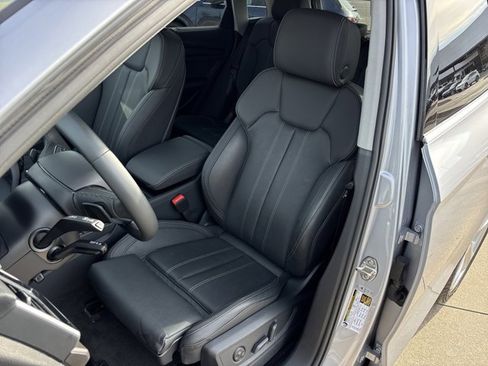 Used 2025 Audi Q5 2.0T Premium Plus w/ Premium Plus Package image 22