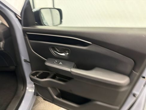 Used 2023 Honda Pilot Touring image 16