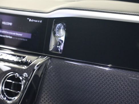 New 2027 Rolls-Royce Cullinan Black Badge AWD/4WD image 32