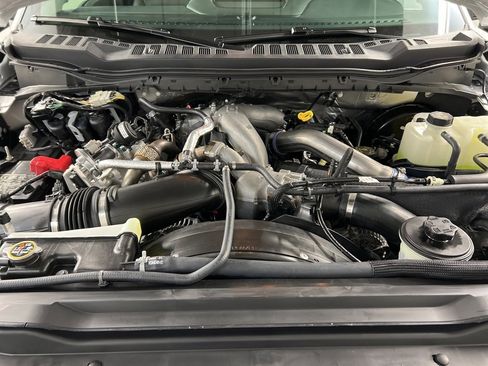 New 2026 Ford F250 Lariat w/ Black Appearance Package image 46