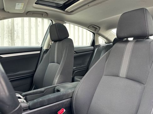 Used 2019 Honda Civic EX image 22
