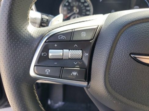 Used 2026 Genesis G70 2.5T image 18