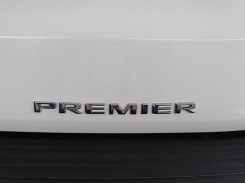 Used 2023 Chevrolet Suburban Premier RWD image 65