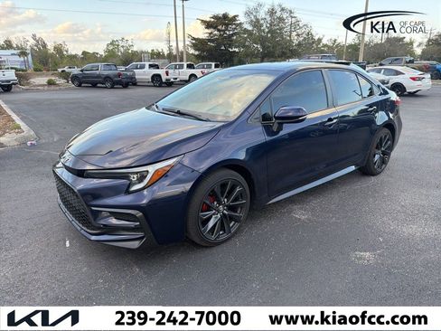 Used 2024 Toyota Corolla SE image 2