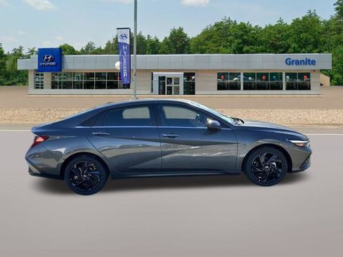 New 2026 Hyundai Elantra SEL Sport Premium FWD image 3