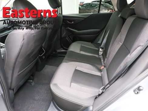 Used 2025 Subaru Outback Premium AWD/4WD image 19