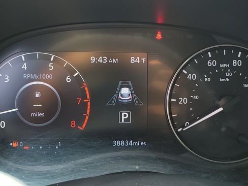 Certified 2023 Nissan Kicks SR FWD image 22