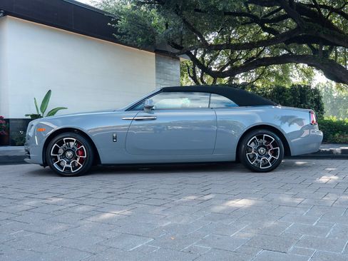 Certified 2021 Rolls-Royce Dawn RWD image 21