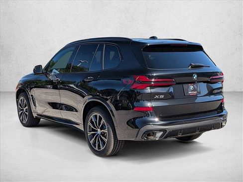 New 2026 BMW X5 xDrive40i w/ M Sport Package AWD/4WD image 9
