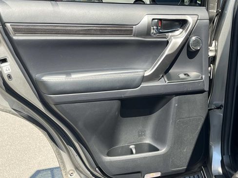Used 2023 Lexus GX 460 Premium w/ Premium Plus Package AWD/4WD image 20