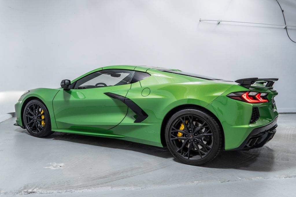 Used 2026 Chevrolet Corvette Stingray Preferred Cpe w/ Z51 Performance Package RWD image 2