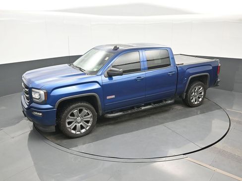 Used 2017 GMC Sierra 1500 SLT w/ All Terrain Package AWD/4WD image 17