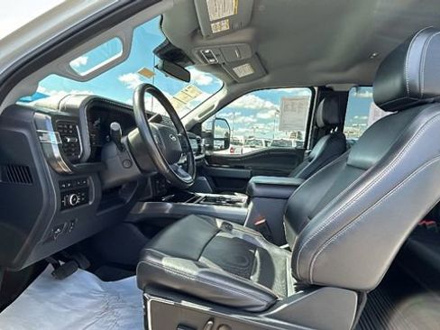 Certified 2023 Ford F250 Lariat w/ Tow Technology Package AWD/4WD image 17