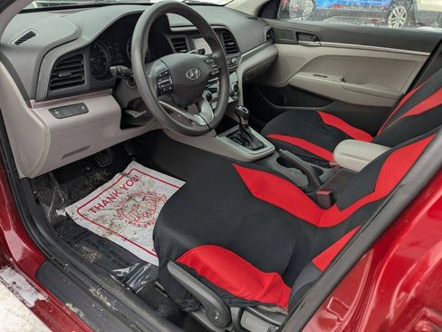 Used 2019 Hyundai Elantra SE FWD image 13