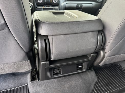 Certified 2022 Chevrolet Silverado 1500 Custom w/ LPO, Dark Essentials Package image 17