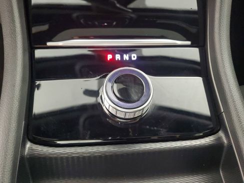 Used 2025 Jeep Grand Cherokee Laredo X image 19