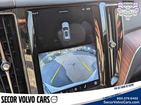Certified 2023 Volvo XC60 B5 Plus image 21