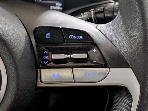 Used 2023 Hyundai Elantra SEL FWD image 24