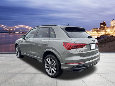 Certified 2025 Audi Q3 2.0T Premium w/ Convenience Package AWD/4WD image 3