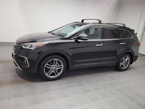 Used 2018 Hyundai Santa Fe AWD image 2