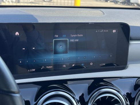 Used 2022 Mercedes-Benz A 220 A 220 image 13