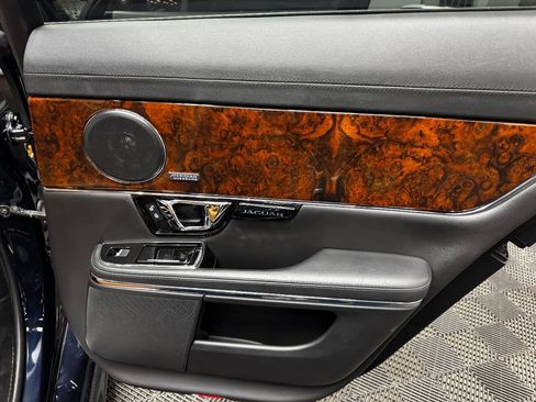 Used 2016 Jaguar XJ R-Sport image 51