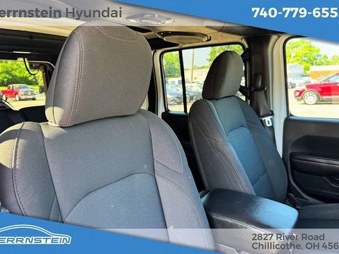 Used 2020 Jeep Wrangler Unlimited Sport AWD/4WD image 28