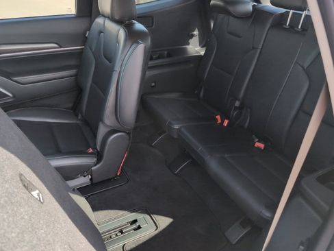 Used 2025 Kia Telluride S AWD/4WD image 20