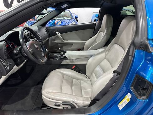 Used 2010 Chevrolet Corvette Coupe w/ Preferred Equipment Group image 17