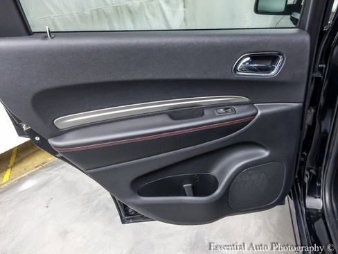 Used 2017 Dodge Durango R/T w/ Blacktop Package image 31