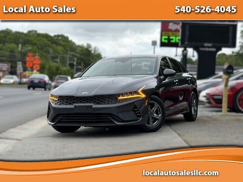 Used 2021 Kia K5 LXS FWD image 1
