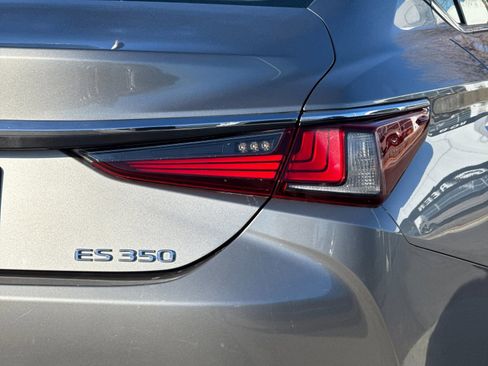 Used 2019 Lexus ES 350 w/ Accessory Package FWD image 32