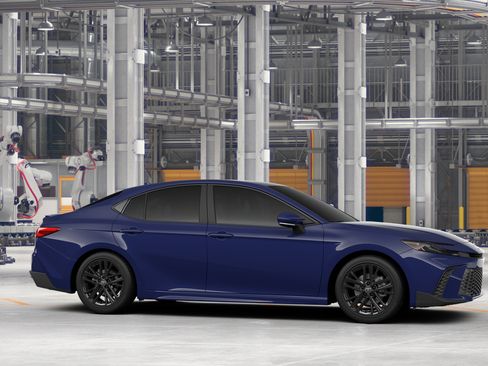 New 2026 Toyota Camry SE FWD image 13