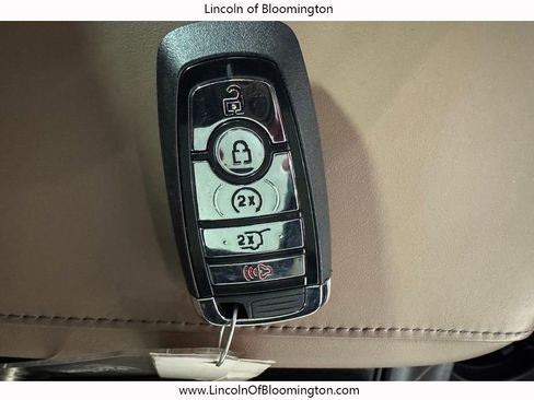 Used 2025 Lincoln Navigator Black Label AWD/4WD image 45