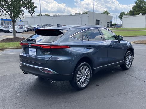 Used 2021 Toyota Venza Limited AWD/4WD image 10