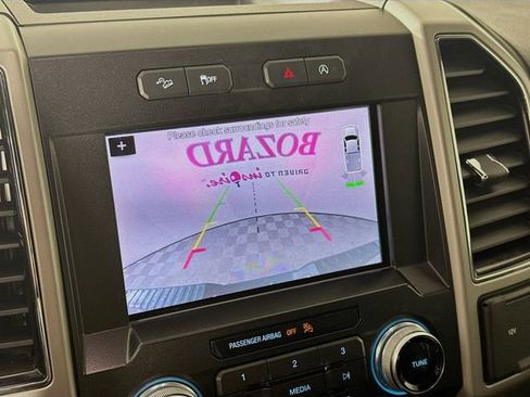 Used 2019 Ford F150 Lariat w/ Equipment Group 502A Luxury image 17