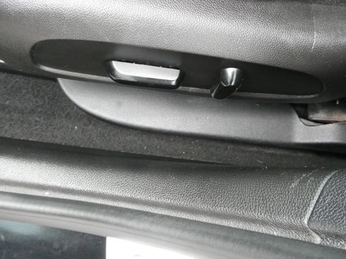 Used 2017 Chevrolet Cruze LT w/ Sun And Sound Package image 22