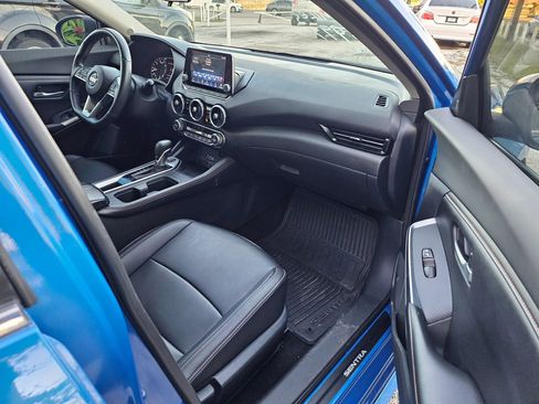 Used 2022 Nissan Sentra SV w/ All-Weather Package FWD image 4